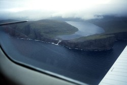 B�sdalafossur (waterfall) and the lake